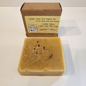 Lemon Honey Luffa Goat Milk Pet Soap Bars